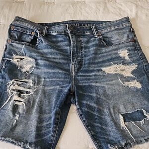 American Eagle Outfitters Medium Wash Denim Jeans - Blue